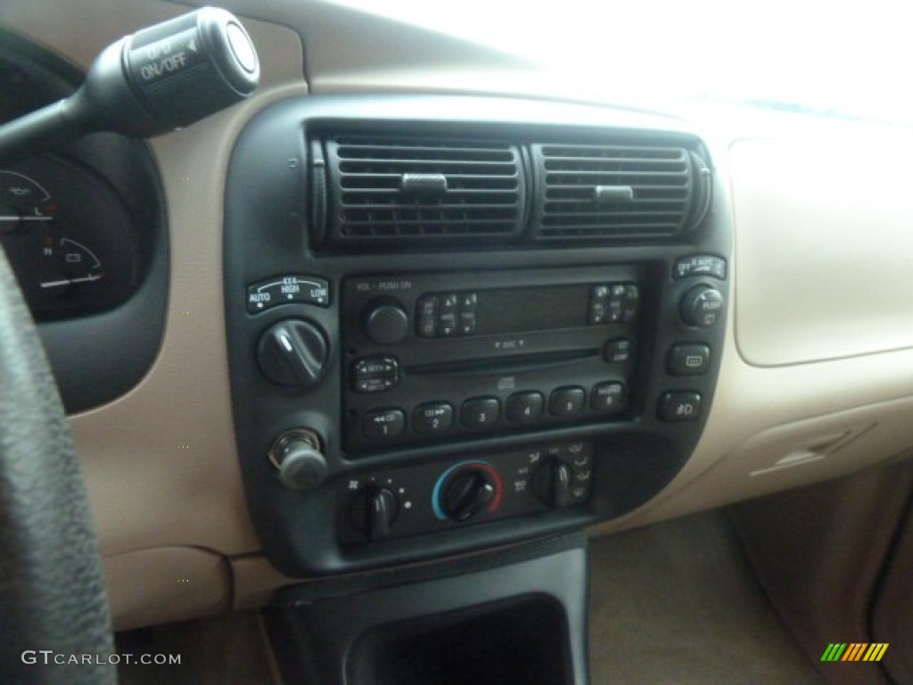 1999 Ford Explorer XLT 4x4 Controls Photo #74899329