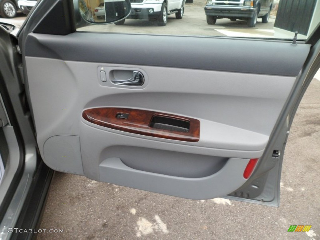 2007 Buick LaCrosse CX Gray Door Panel Photo #74900079