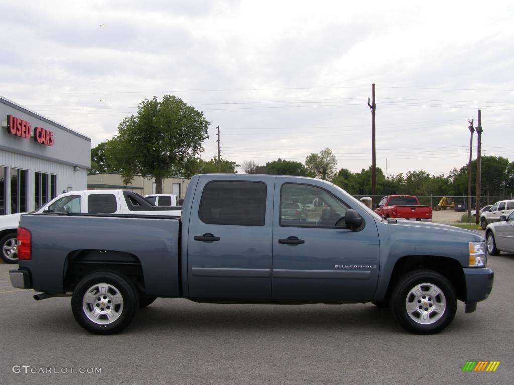 2008 Silverado 1500 LT Crew Cab - Blue Granite Metallic / Ebony photo #2