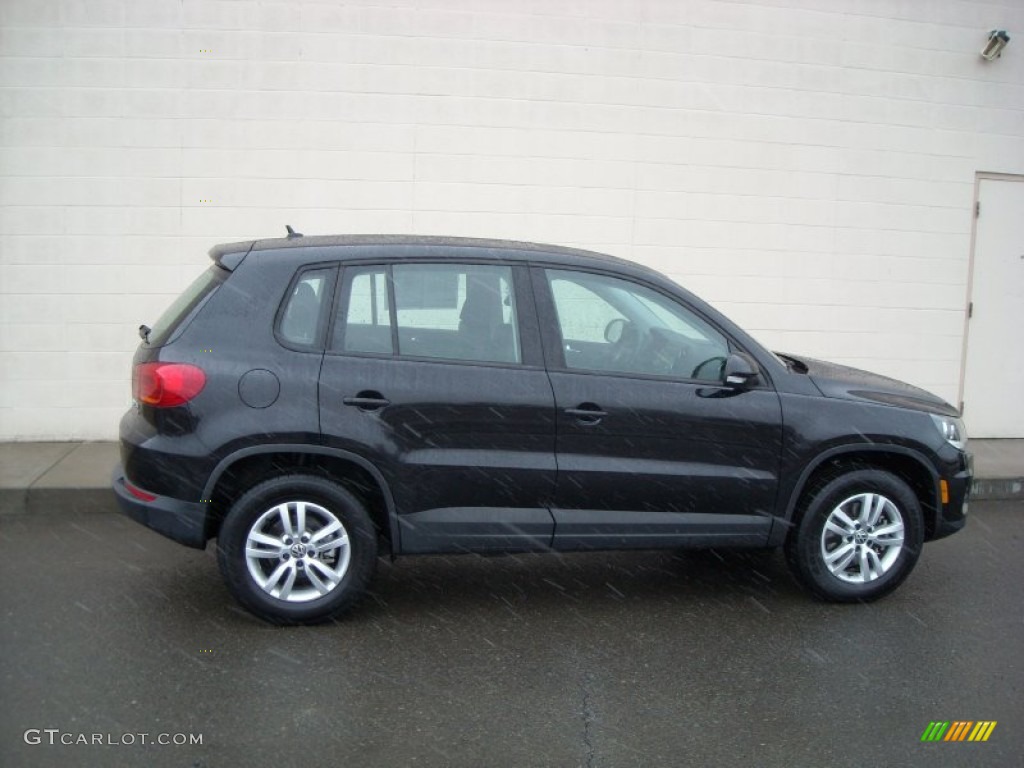 2012 Tiguan S 4Motion - Deep Black Metallic / Black photo #6