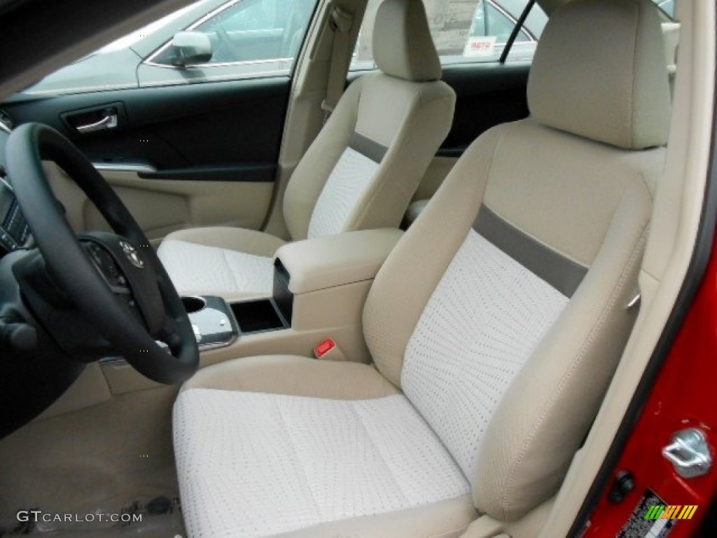 2012 Toyota Camry Hybrid LE Front Seat Photos