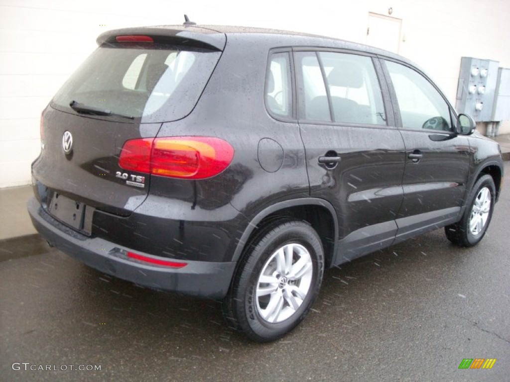 2012 Tiguan S 4Motion - Deep Black Metallic / Black photo #8