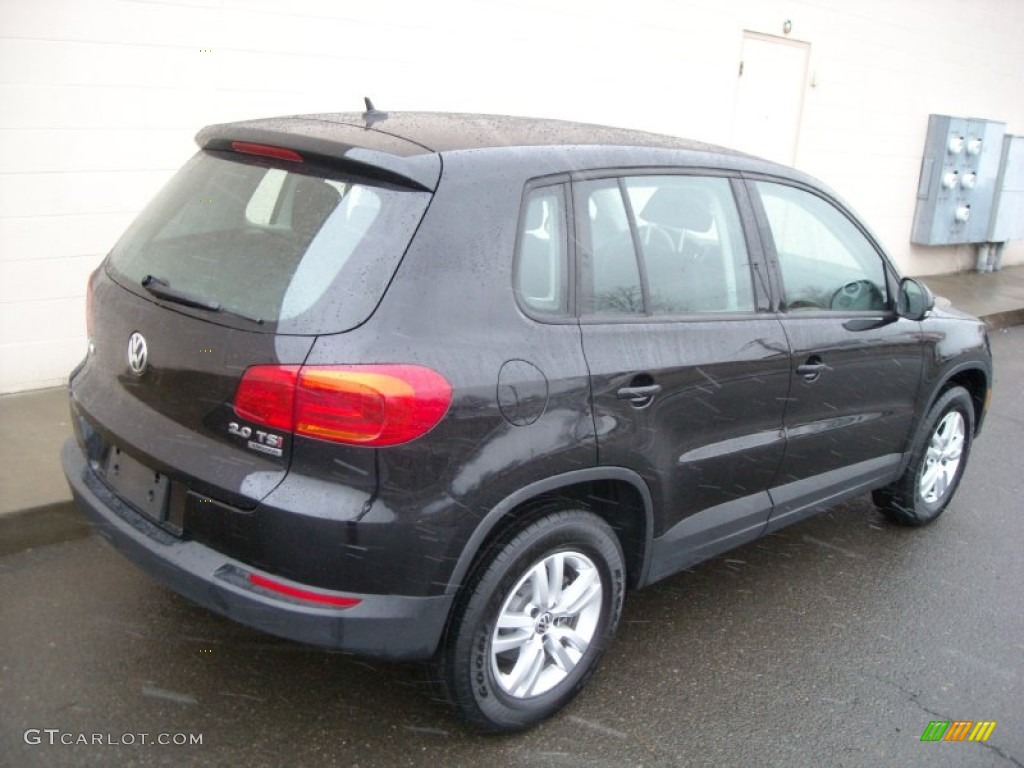 2012 Tiguan S 4Motion - Deep Black Metallic / Black photo #9