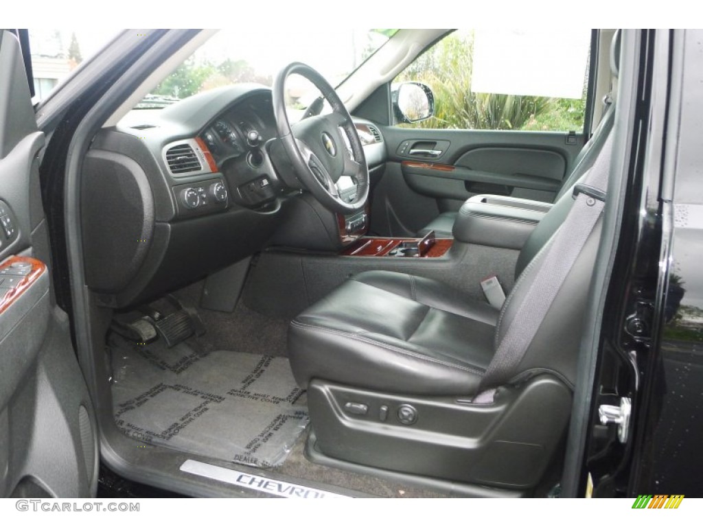 Ebony Interior 2010 Chevrolet Tahoe LTZ 4x4 Photo #74909354