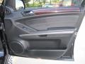 Black - GL 550 4Matic Photo No. 55