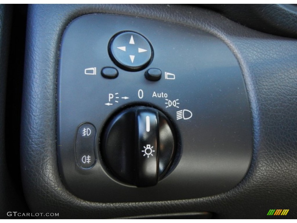 2003 Mercedes-Benz C 230 Kompressor Sedan Controls Photos
