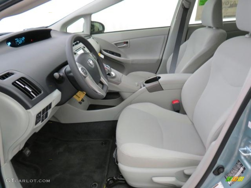 2013 Prius Two Hybrid - Nautical Blue Metallic / Misty Gray photo #8
