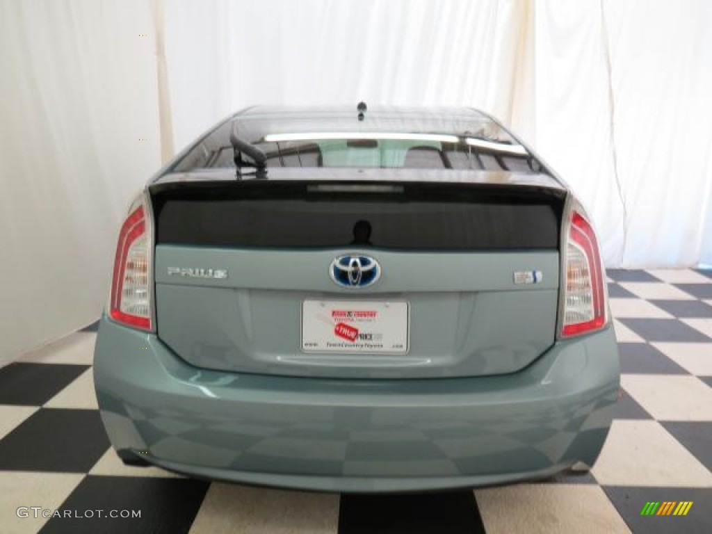 2013 Prius Two Hybrid - Nautical Blue Metallic / Misty Gray photo #18