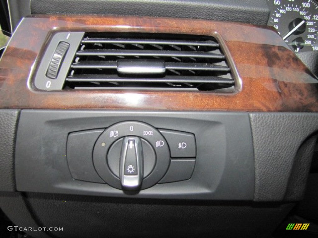 2011 3 Series 335i Sedan - Jet Black / Black photo #33