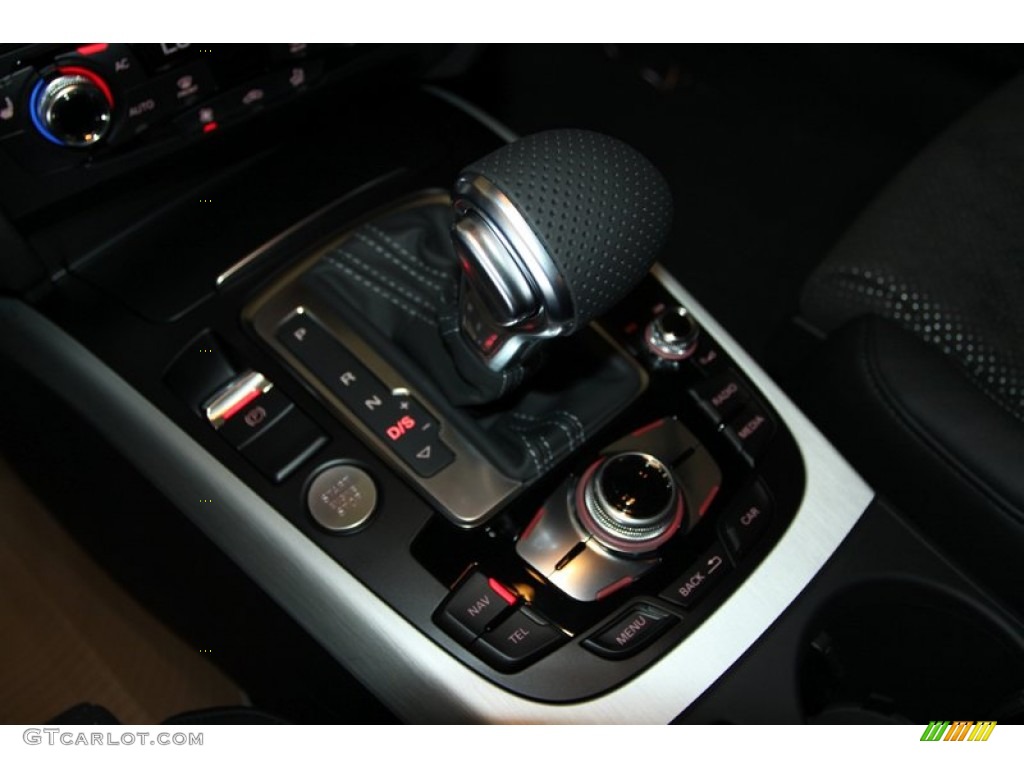 2013 A4 2.0T quattro Sedan - Phantom Black Pearl / Black photo #21