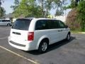 2008 Stone White Dodge Grand Caravan SE  photo #3