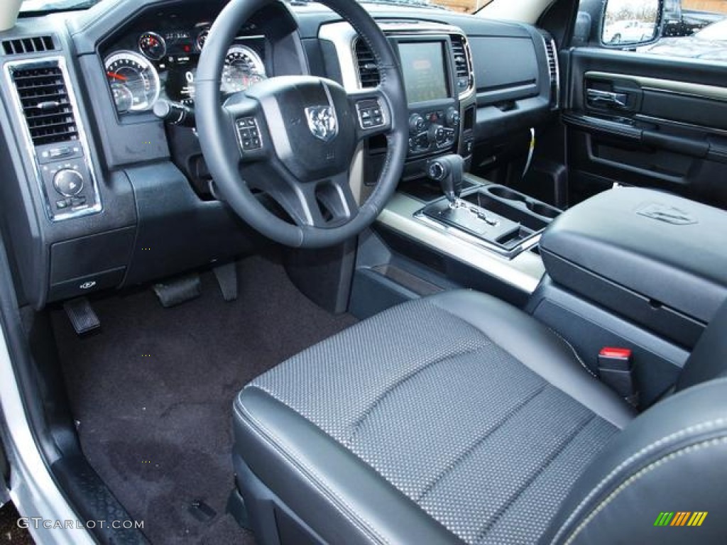 R/T Black Interior 2013 Ram 1500 R/T Regular Cab Photo #74916976