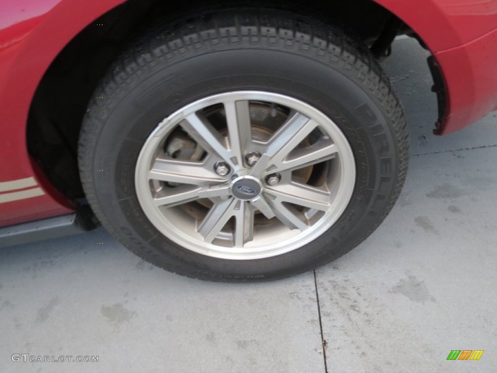 2005 Ford Mustang V6 Premium Coupe Wheel Photos