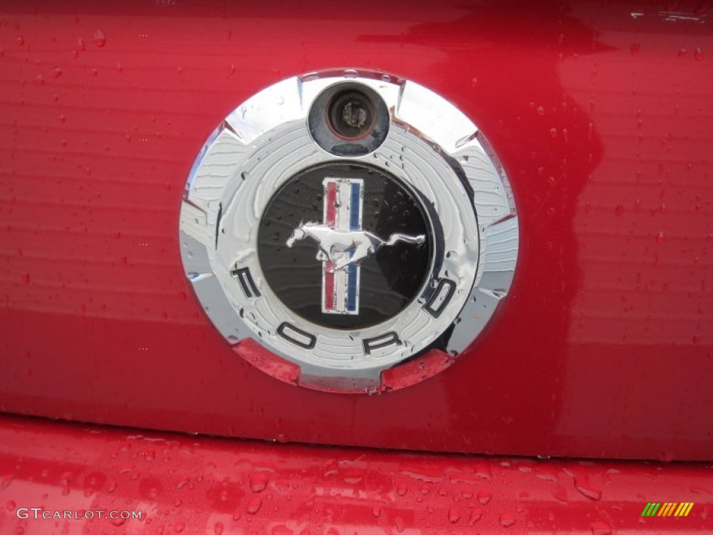 2005 Mustang V6 Premium Coupe - Redfire Metallic / Medium Parchment photo #18