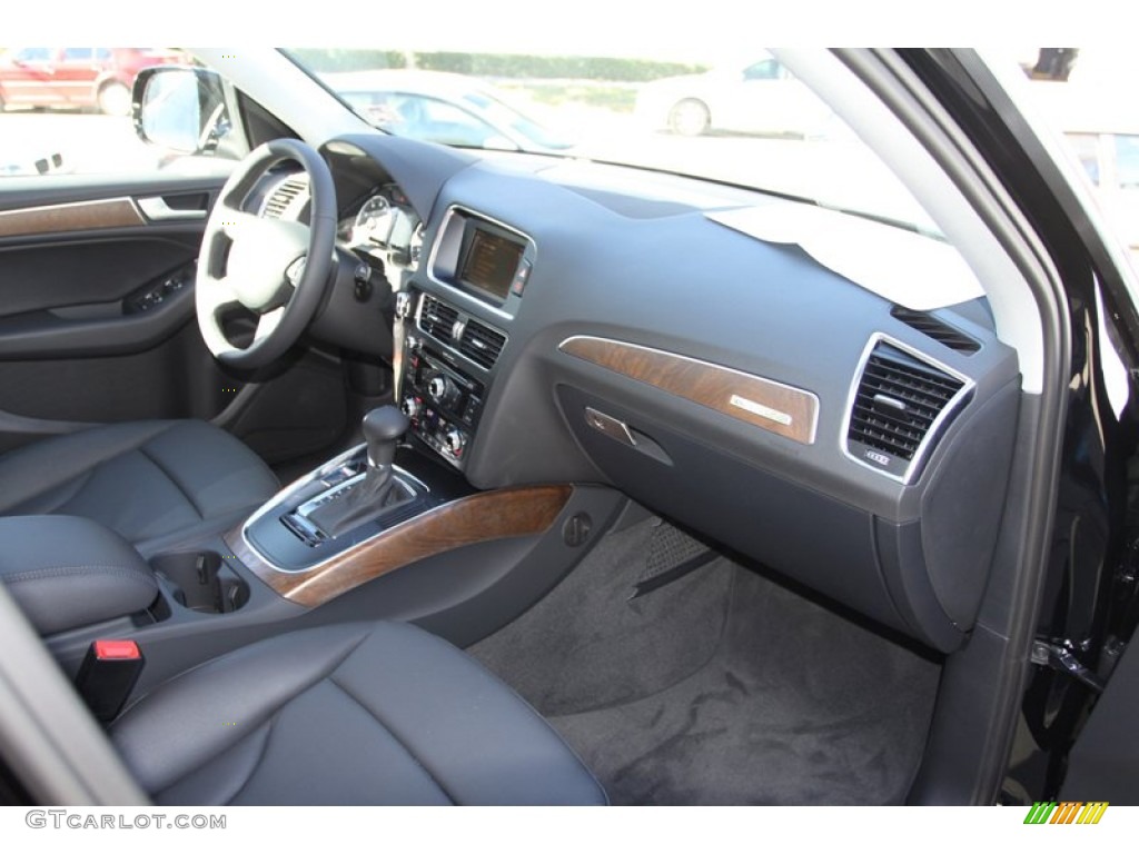 2013 Audi Q5 2.0 TFSI quattro Black Dashboard Photo #74918781