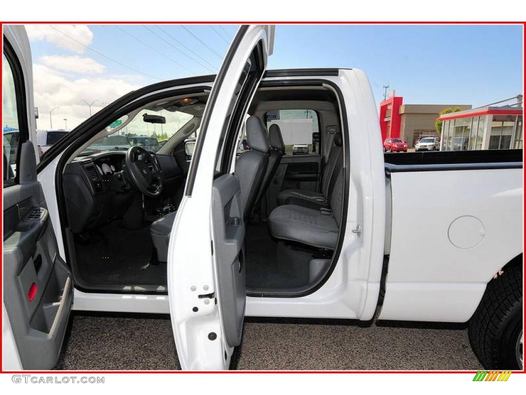 2008 Ram 1500 SLT Quad Cab - Bright White / Khaki photo #17