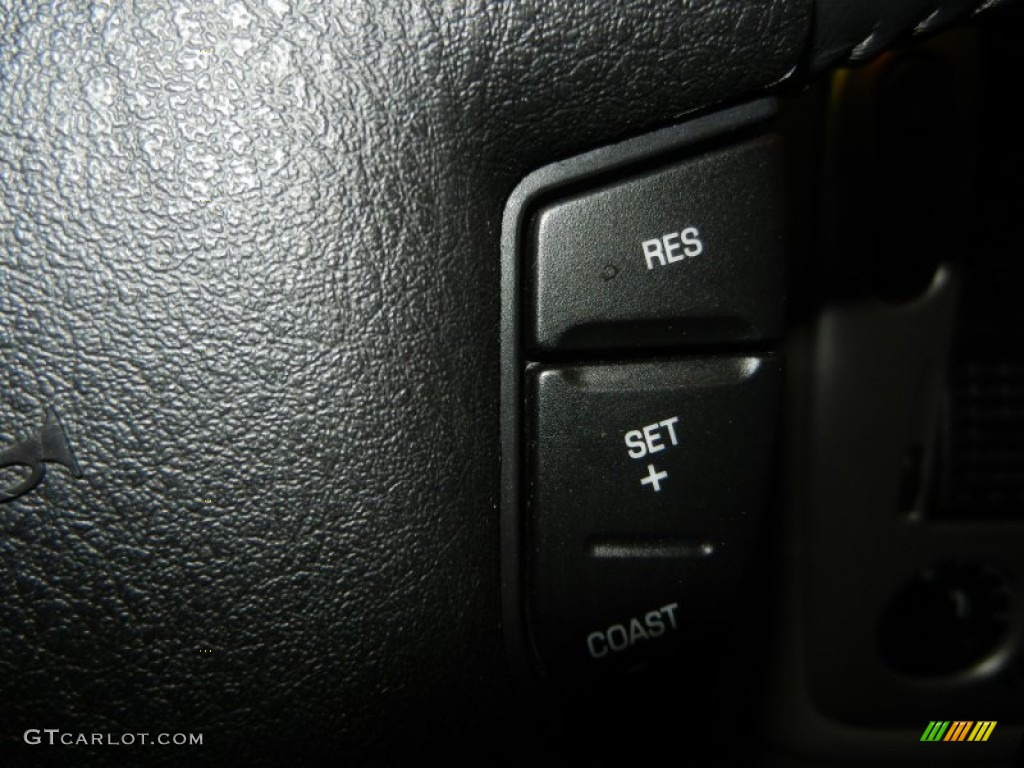 2003 Ford Explorer XLT 4x4 Controls Photo #74919245