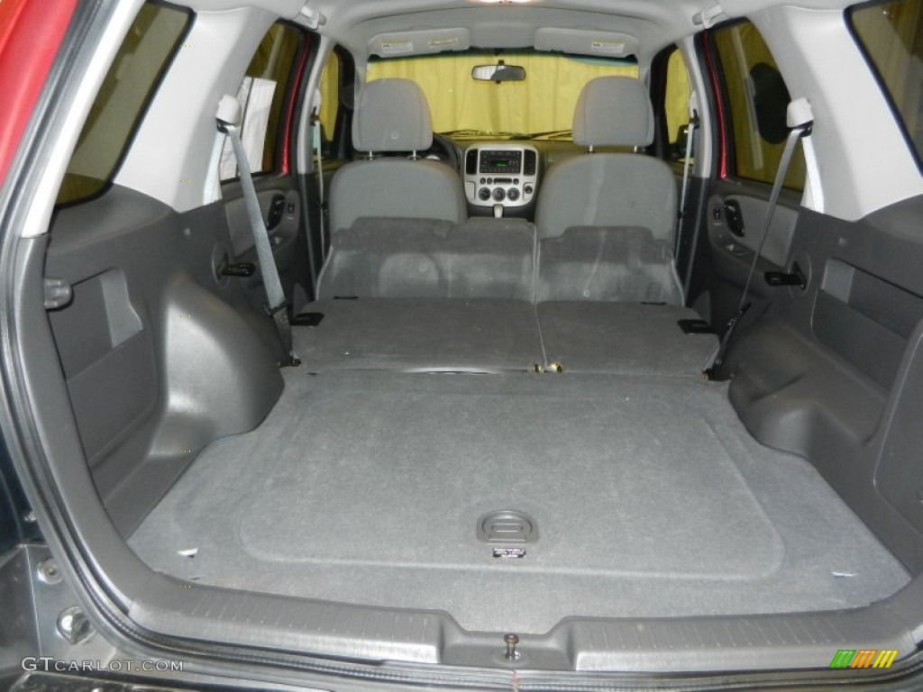 2006 Ford Escape XLT V6 4WD Trunk Photo #74919901