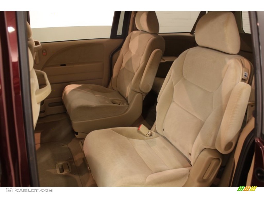 2010 Honda Odyssey LX Rear Seat Photo #74923034