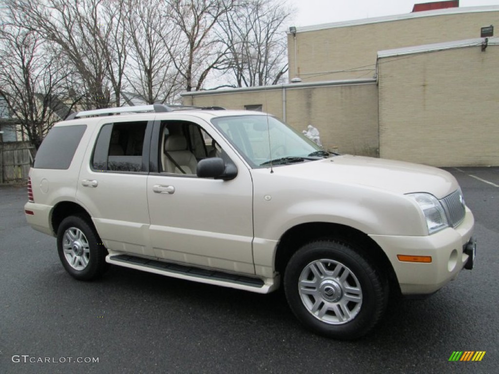 2005 Mountaineer V6 Premier AWD - Ivory Parchment Tri-Coat / Medium Dark Parchment photo #10