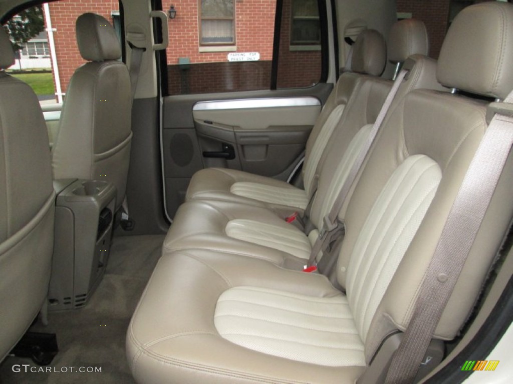 Medium Dark Parchment Interior 2005 Mercury Mountaineer V6 Premier AWD Photo #74923212
