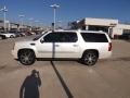 White Diamond - Escalade ESV AWD Photo No. 2