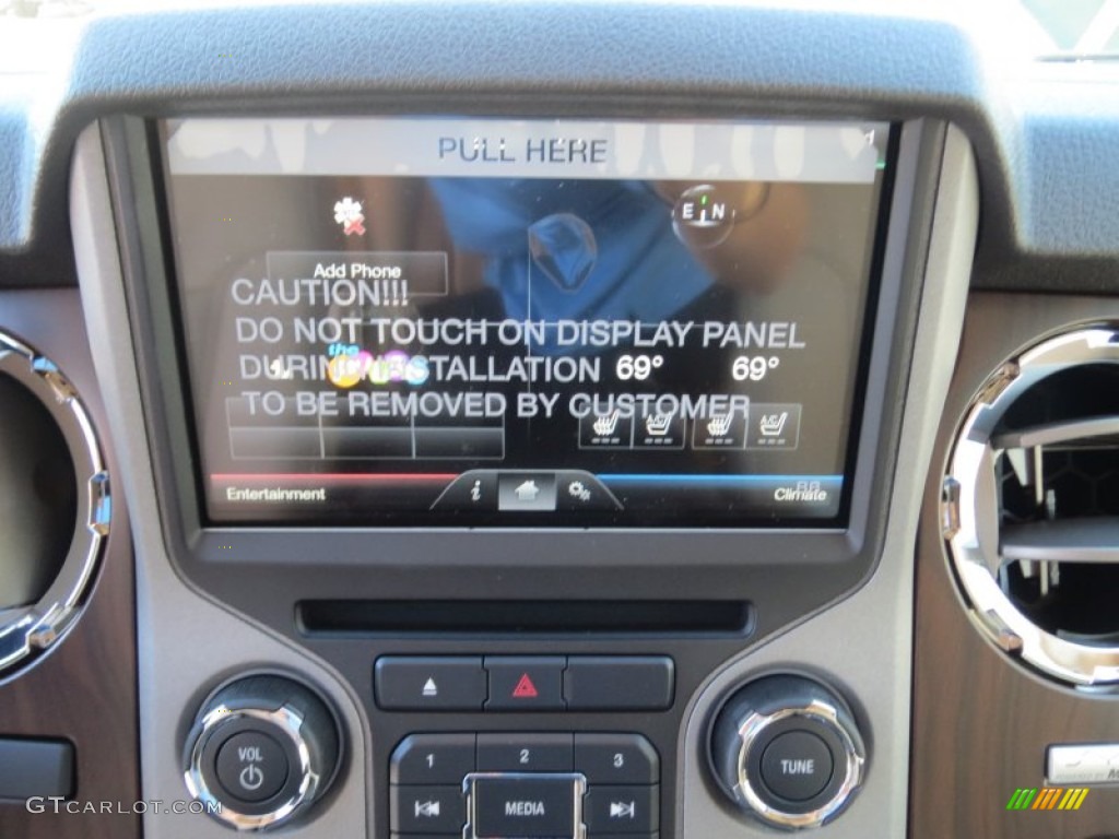 2013 Ford F350 Super Duty Lariat Crew Cab 4x4 Controls Photo #74924133