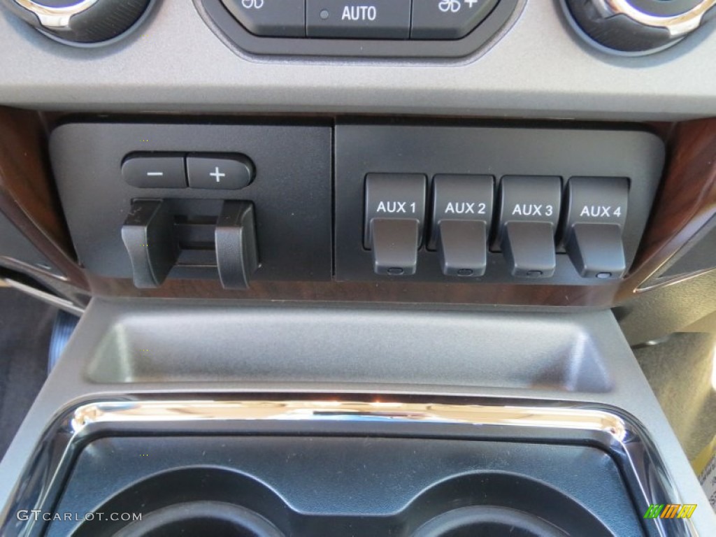2013 Ford F350 Super Duty Lariat Crew Cab 4x4 Controls Photo #74924145