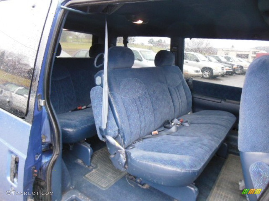 1996 Astro LS Passenger Van - Medium Stellar Blue Metallic / Blue photo #10