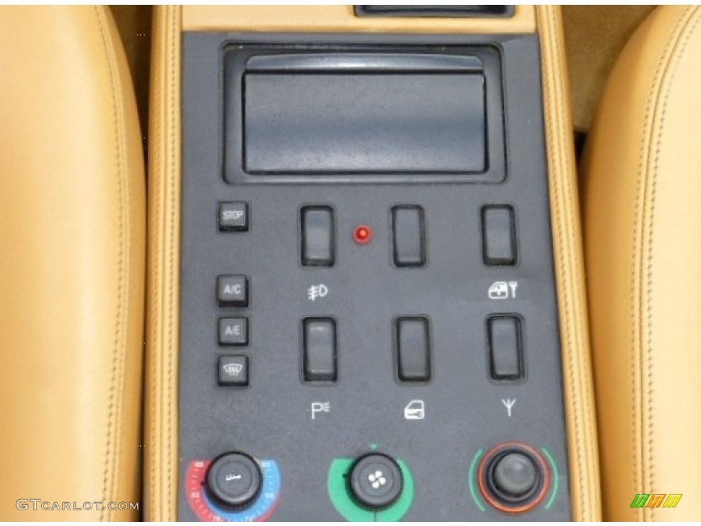 1991 Ferrari Mondial t Cabriolet Controls Photo #74927491