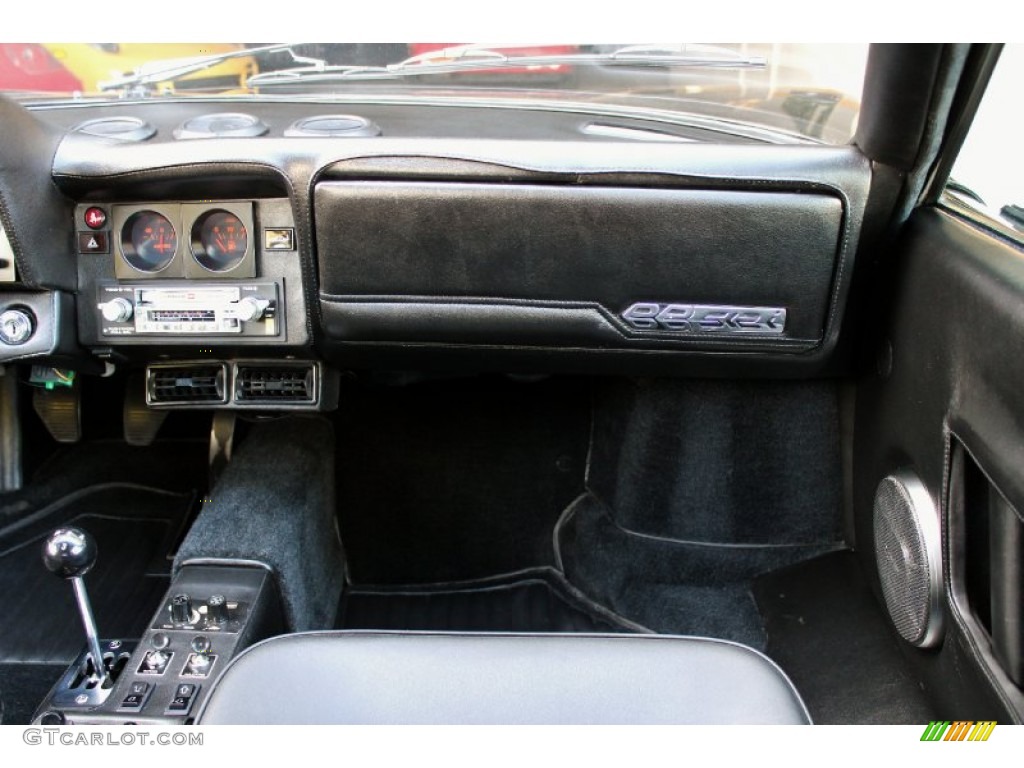 1984 Ferrari BB 512i Standard BB 512i Model Black Dashboard Photo #74928955