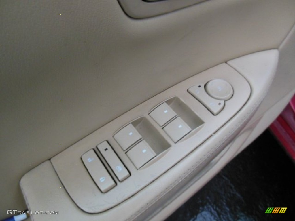 2006 DTS  - Crimson Pearl / Cashmere photo #15