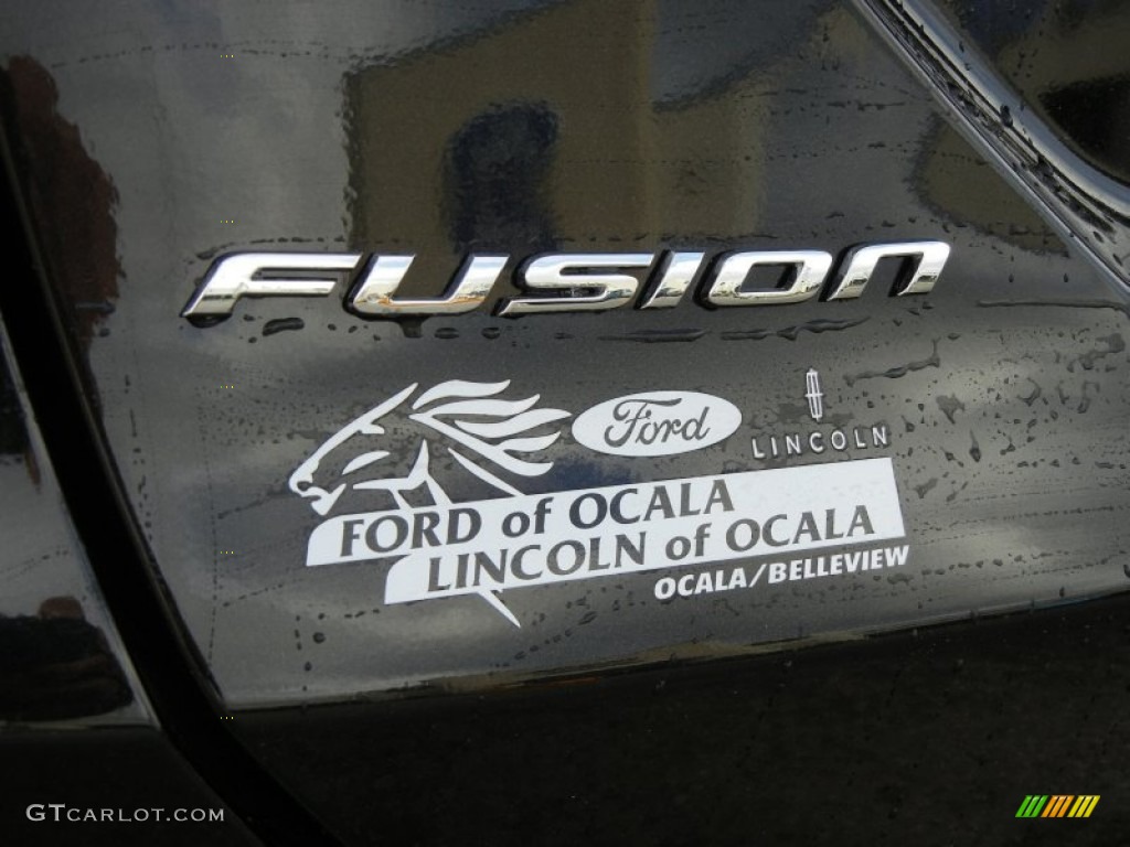 2013 Fusion Hybrid SE - Tuxedo Black Metallic / Charcoal Black photo #4
