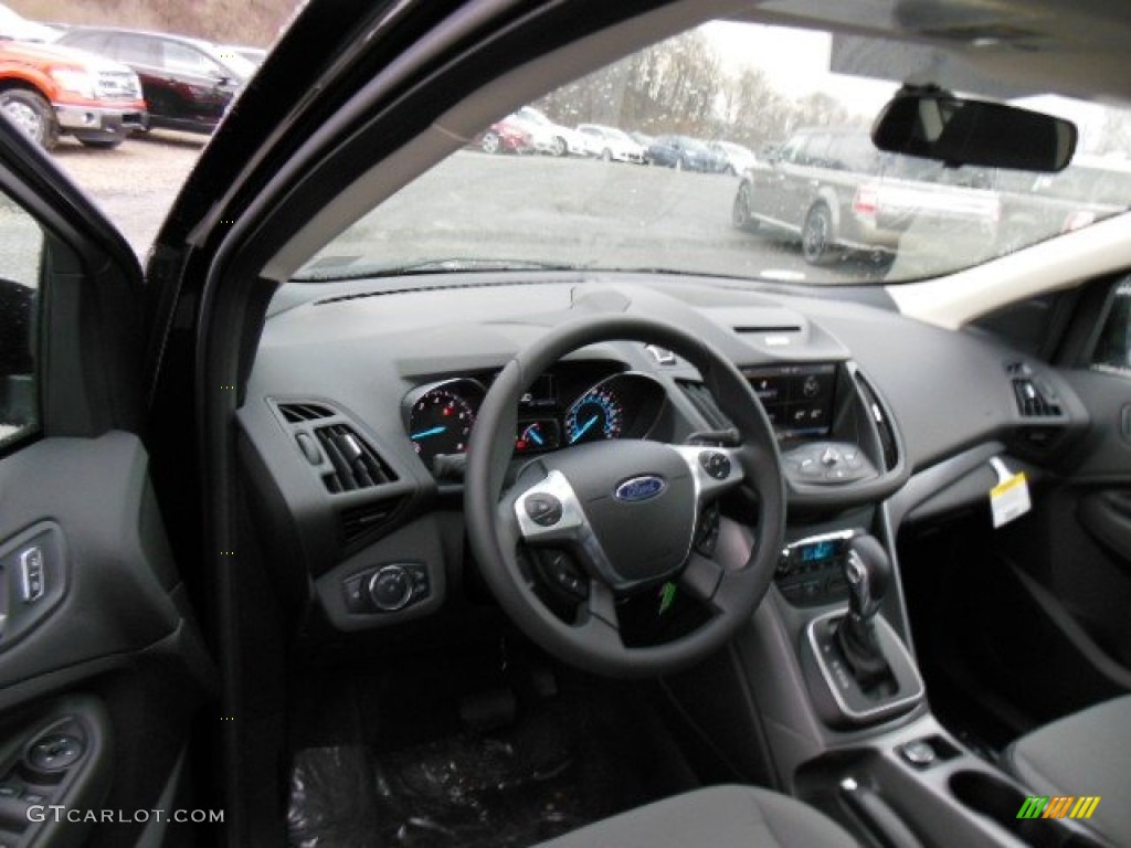 2013 Escape SE 2.0L EcoBoost 4WD - Tuxedo Black Metallic / Charcoal Black photo #10