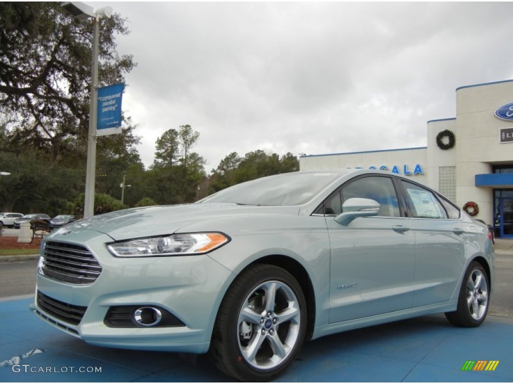 2013 Fusion Hybrid SE - Ice Storm Metallic / SE Appearance Package Charcoal Black/Red Stitching photo #1
