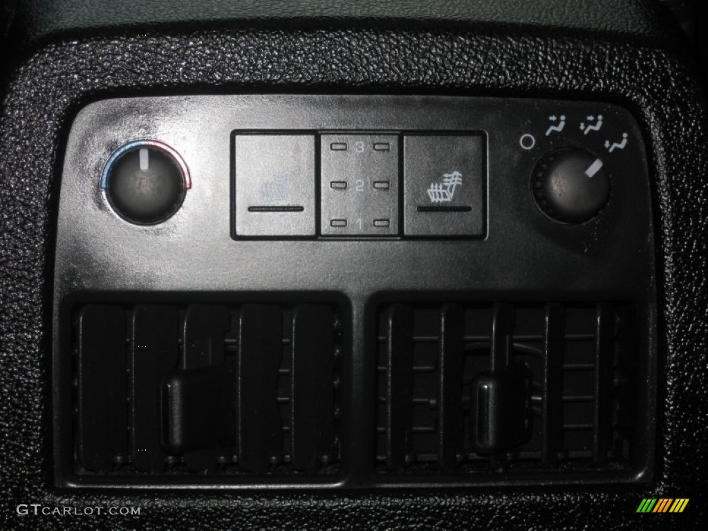 2006 Cadillac STS V8 Controls Photo #74933248