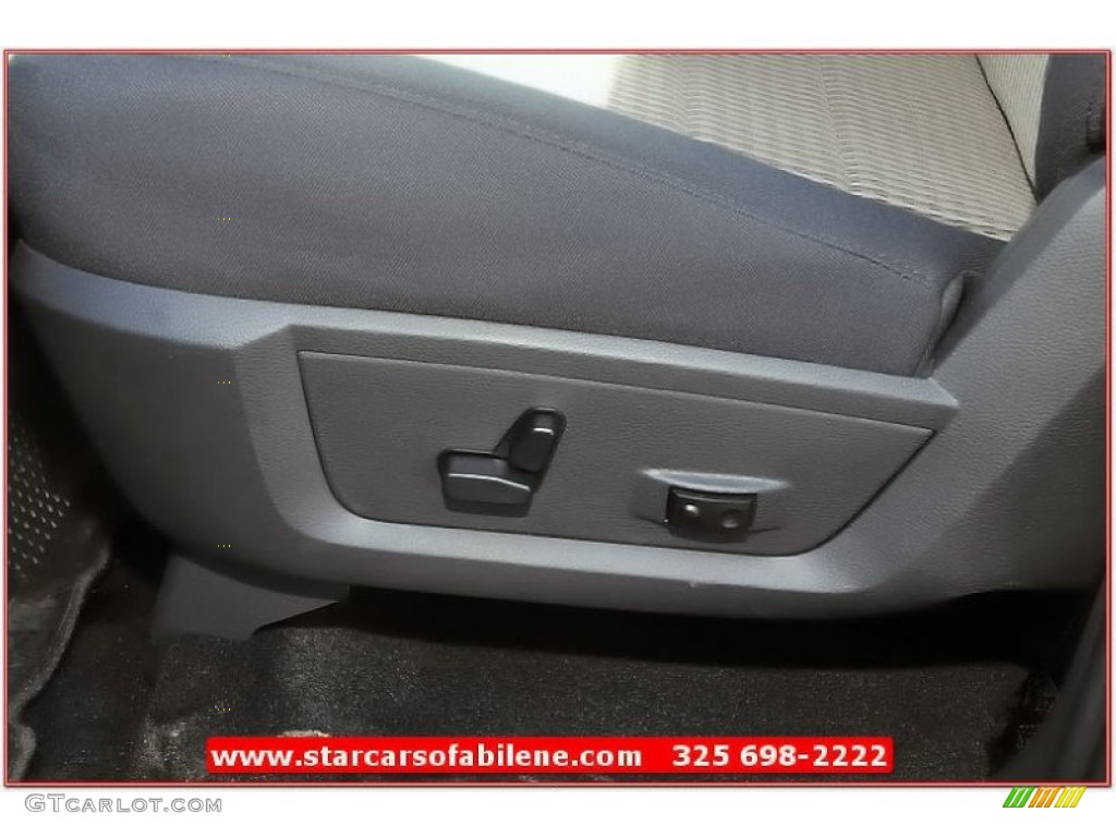 2012 Ram 1500 Lone Star Crew Cab - True Blue Pearl / Dark Slate Gray/Medium Graystone photo #13