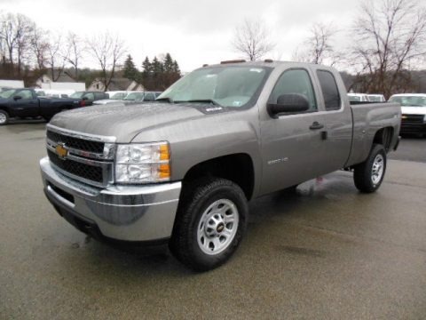 2013 Chevrolet Silverado 2500HD LS Extended Cab 4x4 Data, Info and Specs