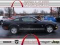 Black - Mustang V6 Coupe Photo No. 1