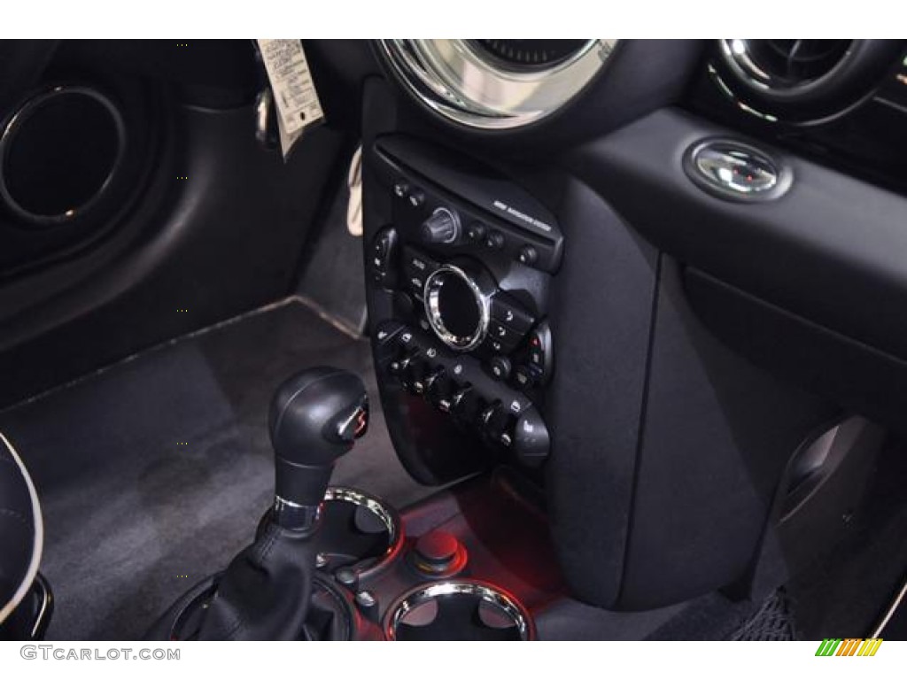 2012 Cooper S Hardtop - British Racing Green II Metallic / Carbon Black photo #12