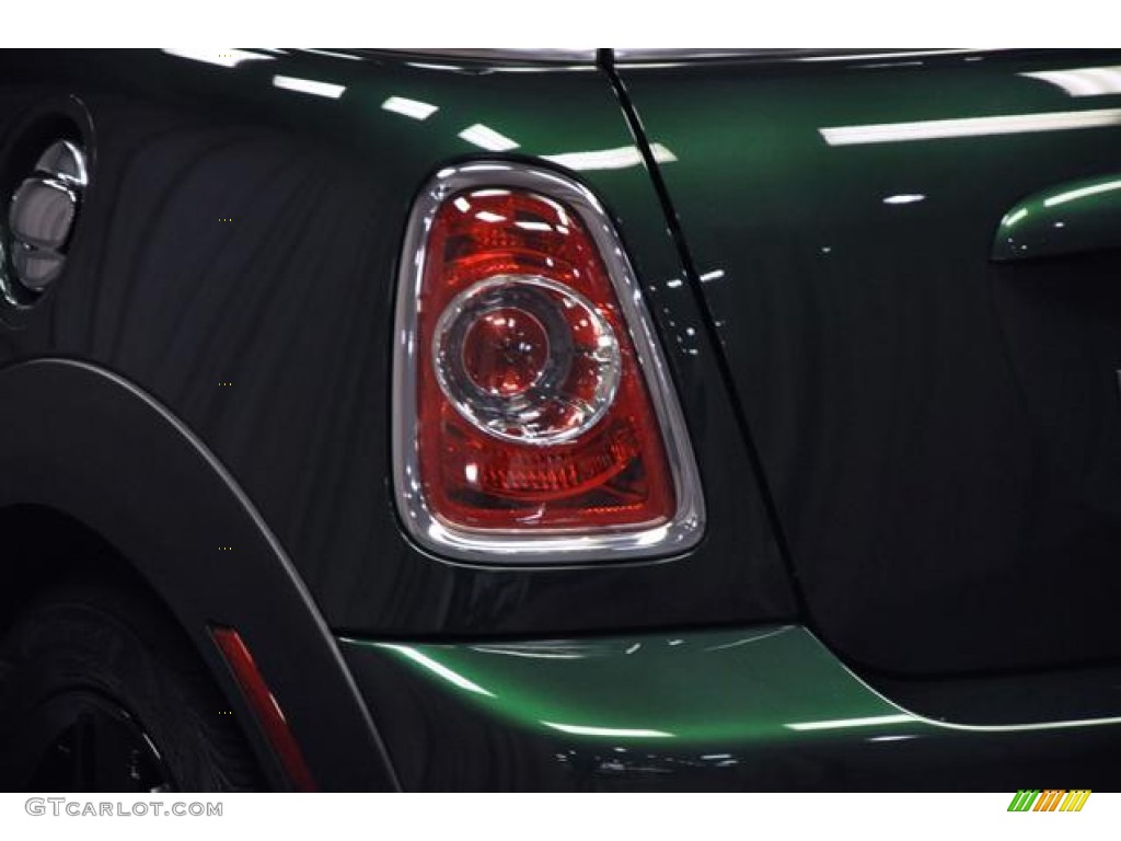 2012 Cooper S Hardtop - British Racing Green II Metallic / Carbon Black photo #20