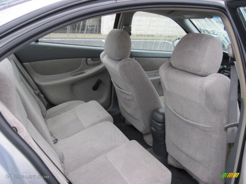 2000 Oldsmobile Alero GX Sedan Rear Seat Photos