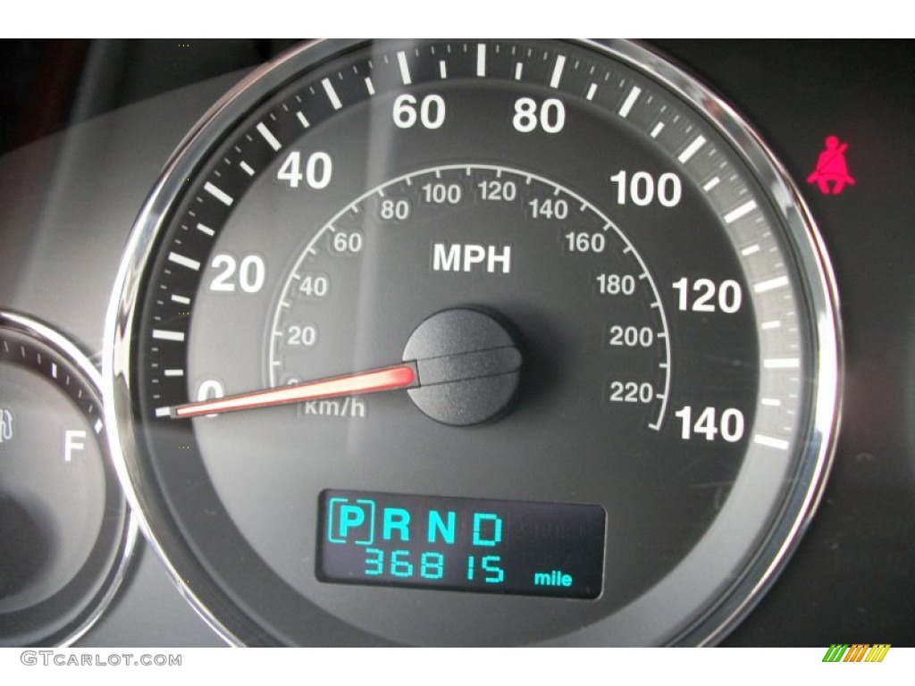 2007 Grand Cherokee Limited 4x4 - Stone White / Dark Khaki/Light Graystone photo #23