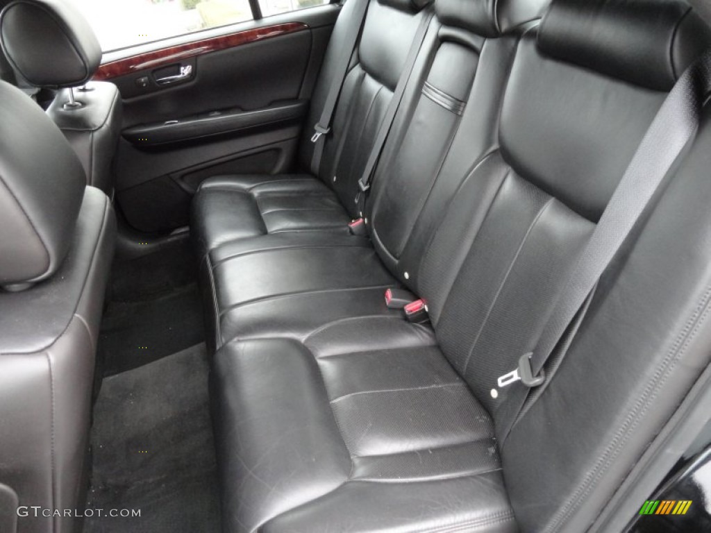 2007 Cadillac DTS Luxury Rear Seat Photos