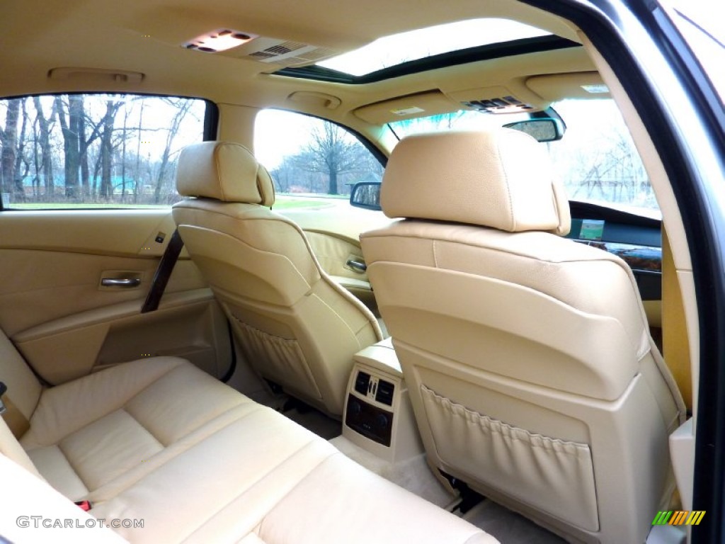 Beige Interior 2007 BMW 5 Series 550i Sedan Photo #74952511