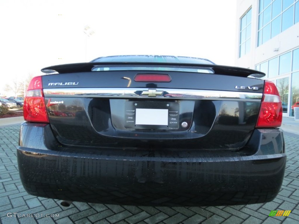 2005 Malibu LS V6 Sedan - Black / Gray photo #4