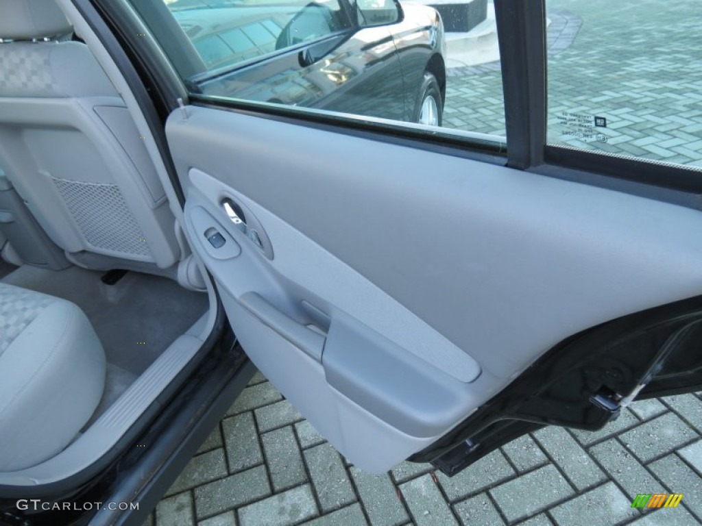 2005 Malibu LS V6 Sedan - Black / Gray photo #19