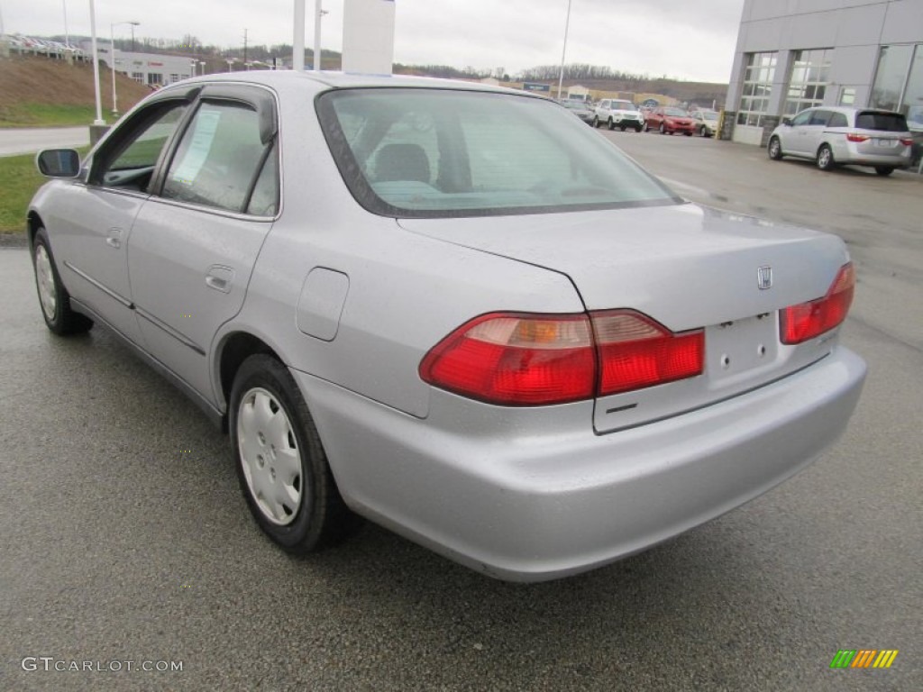 1999 Accord LX Sedan - Satin Silver Metallic / Gray photo #15