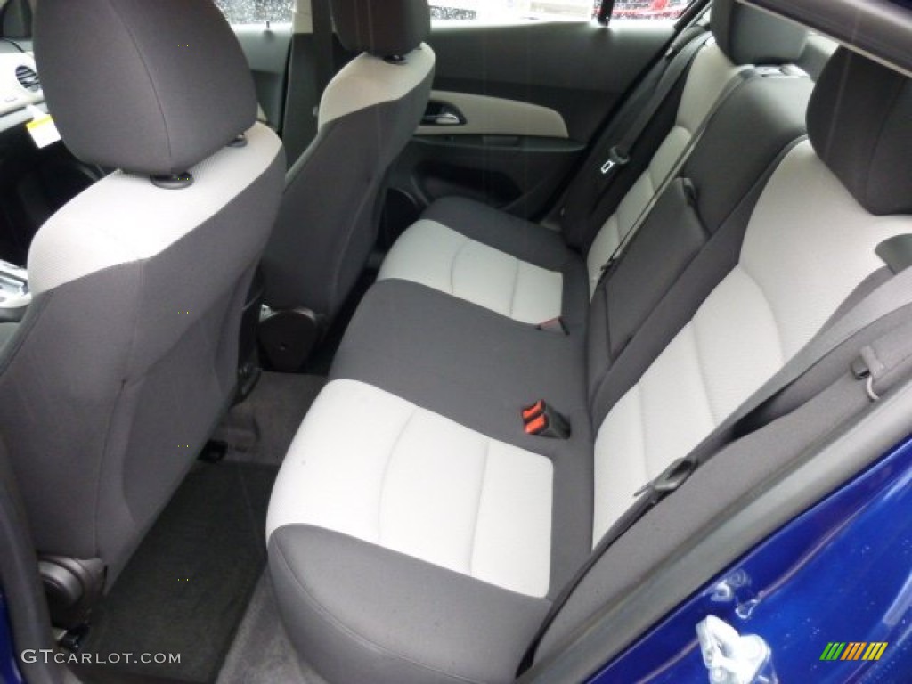 2013 Chevrolet Cruze LS Rear Seat Photo #74954686