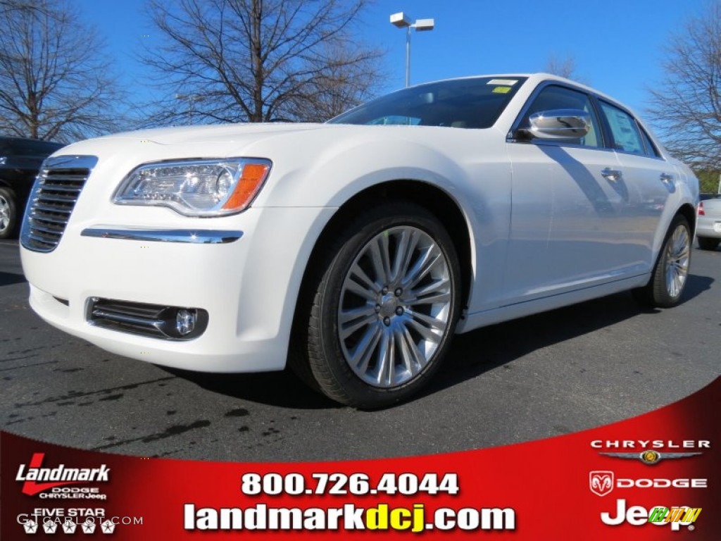 Ivory Tri-Coat Pearl Chrysler 300